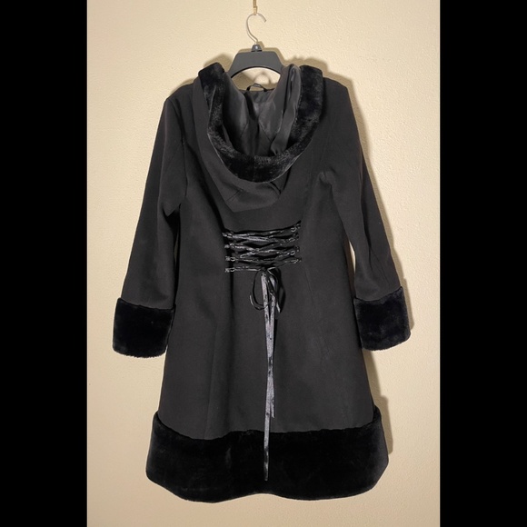 Oversized Hooded, Fur Trimmed, ¾ length Gothic Lolita Corset Coat - Picture 2 of 7